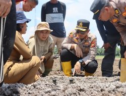 Jelang Penanaman Serentak, Kapolres Dumai Tinjau Kesiapan Lahan Jagung di Medang Kampai 
