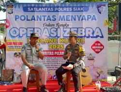 Polantas Menyapa, Satlantas Polres Siak Ajak Masyarakat Peduli Keselamatan Berlalu Lintas di CFD Perawang