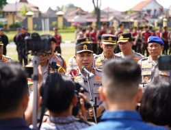 Kirim Ratusan Personel BKO ke Sumatera Barat, Kapolda Riau: Kemanusiaan Melampaui Batas Yuridiksi