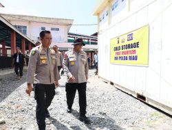 Peti Pendingin Jenazah Bantuan Polda Riau Tiba di RSUD Lubuk Basung Agam