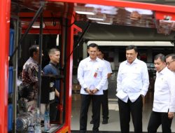 Menko Polkam Kirimkan 4 Ton Bantuan dan Kendaraan Water Treatment untuk Korban Bencana Aceh