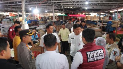 Jaga Stabilitas Pangan dan Antisipasi Banjir Jelang Nataru, Polresta Pekanbaru Sidak Bahan Pokok dan Cek Gorong-gorong 
