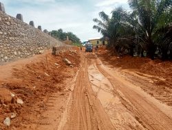 Proyek Pembangunan Jembatan Batang Tarok di Teluk Tapang Dinilai Lamban