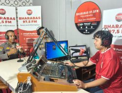 Sambut Libur Nataru, Polda Riau Sosialisasikan Kesiapan Pengamanan Lewat Podcast Radio Bharabas