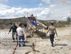 Musnahkan 21 Rakit, Polsek Kuantan Mudik Bersama Koramil 08 Tertibkan PETI di Sungai Tanalo