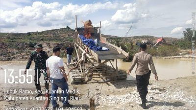 Musnahkan 21 Rakit, Polsek Kuantan Mudik Bersama Koramil 08 Tertibkan PETI di Sungai Tanalo