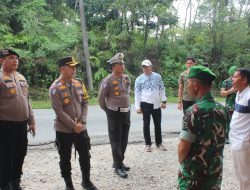 Diguyur Hujan, 4 Pos Pengamanan Nataru Polres Kuansing Tetap Berikan Pelayanan Terbaik