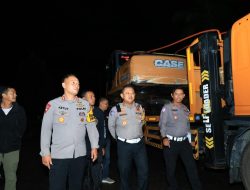 Polda Riau Kembali Kirim 3 Alat Berat Bantu Pemulihan Pasca Bencana Agam