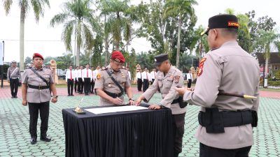 Kapolres Siak Pimpin Sertijab Kasatresnarkoba dan Tekankan Komitmen Perang Melawan Narkoba