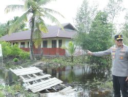 Wakapolda Riau Tinjau Lokasi Rencana Pembangunan Jembatan SDN 18 Semulut
