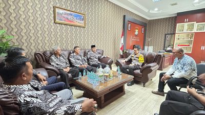 Hangat Penuh Kekeluargaan, Kapolres Kuansing Sambut Silaturahmi Purnawirawan Polri