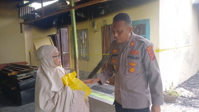 Atensi AKBP Jhon Sitepu SIK MH, Kapolsek Perbaungan Salurkan Bansos Ramadan untuk Korban Kebakaran di Sergai