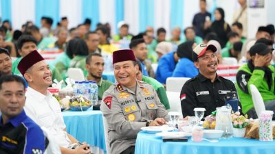 Perkuat Kamtibmas di Bulan Suci Ramadhan, Kapolda Riau Buka Bareng Ojol dan Mahasiswa