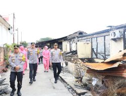 Kebakaran Aspol Pintu Angin, Kapolda Riau Pastikan Bantuan dan Pemulihan