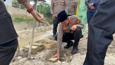 Kapolres Kuansing Hadiri Doa Bersama Pembangunan Jembatan Merah Putih di Desa Logas
