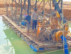 Musnahkan 3 Rakit, Polsek Kuantan Hilir Tertibkan PETI di Kasang Limau Sundai