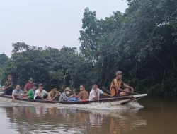 Respon Cepat Kapolsek Tapung Hilir, Turun Bareng Tim Cek Sungai Tapung Usai Ditemukan Banyak Ikan Mati
