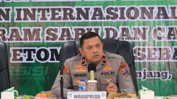 Wakapolda Riau Pimpin Konferensi Pers Pengungkapan 27 Kg Sabu Jaringan Internasional di Polres Meranti