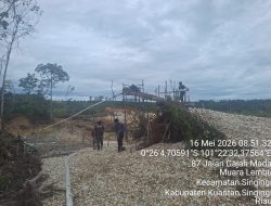 Musnahkan Sejumlah Rakit dan Dompeng, Polsek Singingi Tertibkan Aktivitas PETI di Desa Logas Hilir