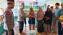 Kapolres Pelalawan Gelar Jumat Curhat di Pesisir Sungai Kualo, Warga Curhat Masalah Keamanan dan Lampu Jalan
