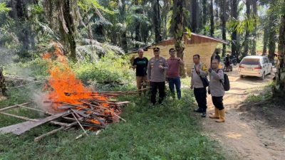 Polsek Pujud Laksanakan Patroli dan Pengecekan Lokasi Rawan Pekat dan Penyalahgunaan Narkotika di Pondok Kresek
