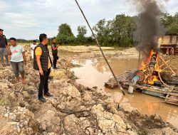 Polsek Benai Tertibkan Dugaan Aktivitas PETI di Desa Gunung Kesiangan, 2 Rakit Dimusnahkan