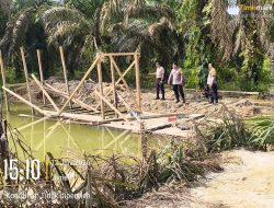 Polsek Kuantan Mudik Cek Lokasi Dugaan PETI di Desa Setiang, Kerangka Rakit Dimusnahkan