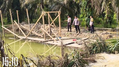 Polsek Kuantan Mudik Cek Lokasi Dugaan PETI di Desa Setiang, Kerangka Rakit Dimusnahkan