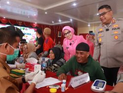 Hari Bhayangkara Ke-80, Polres Kampar Laksanakan Bakti Kesehatan dan Sosial
