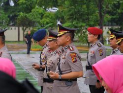 Polresta Pekanbaru Ikuti Ziarah dan Tabur Bunga di TMP Kusuma Dharma, Wujud Penghormatan kepada Jasa Pahlawan Bhayangkara