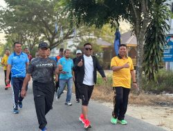 Sambut Bhayangkara ke-80 Jalan Santai, Polres Pelalawan Olahraga Bersama Forkopimda, TNI-Polri dan Masyarakat