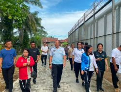 Gelar Jumat Sehat, Plt Kepala Lapas Narkotika Langkat Pimpin Jalan Santai Sekaligus Kontrol Area Brandgang
