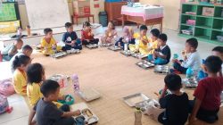 SPPG Polres Kuansing Salurkan 2.325 Porsi Makan Bergizi Gratis, Dukung Terciptanya Generasi Sehat dan Berkualitas
