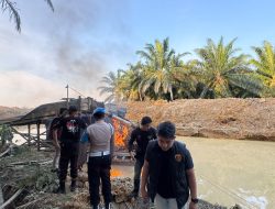 Polsek Singingi Hilir Tertibkan 2 Rakit PETI Jenis Dompeng di Desa Petai
