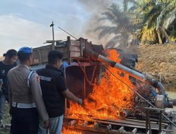 Dalam Kurun Waktu Seminggu Polres Kuansing Musnahkan 90 Rakit PETI dari 12 Lokasi.