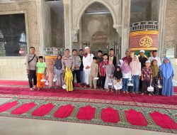 Ekspedisi Merah Putih Presisi Polres Rohil Hadir di Panipahan, Salurkan Sedekah Makanan untuk Anak Yatim di Wilayah Terdepan