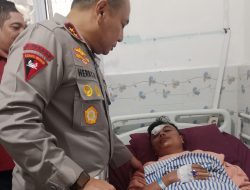 Kapolda Riau Jenguk Korban Pengeroyokan, Tegaskan Kasus Diusut Tuntas Tanpa Pandang Bulu