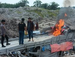 Tegaskan Komitmen Berantas Tambang Ilegal, Polsek Singingi Tertibkan 2 Rakit PETI di Desa Kebun Lado