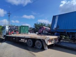 Gerak Cepat Satlantas Polres Siak Evakuasi Truk Rusak, Urai Kemacetan Panjang Lintas Minas-Perawang