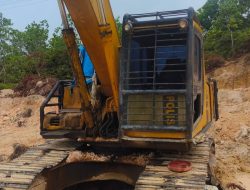 Polres Pelalawan Tangkap Pelaku Tambang Ilegal Galian C di Kerumutan, 1 Excavator Disita