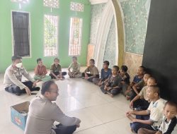 Karhutla Picu ISPA di Inhu, Siswa Sespimmen Polri Turun Bagi Masker