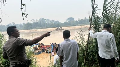 Laporan 110 Ditindaklanjuti, 10 Rakit PETI di Sungai Kuantan Ditertibkan Polsek Cerenti