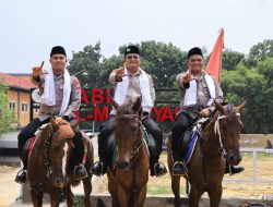 Tanam Pohon Bareng Santri, Kapolres Rohil Pimpin Apel Tahunan di Ponpes Al-Majidiyah