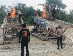 Polsek Kuantan Mudik Tertibkan 7 Rakit PETI di Desa Setiang 