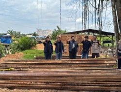 Berawal dari Laporan Warga, Panglong Kayu Ilegal di Sinaboi Digerebek Polisi
