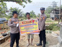 Polsek Jajaran Polres Kuansing Sebar Maklumat Larangan PETI di Empat Kecamatan