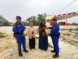 Sentuh Warga Pesisir Pangkalan Sesai, Polres Dumai Salurkan Bantuan Lewat Program JALUR