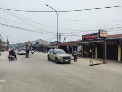 Wujud Polisi Bersama Masyarakat, Polres Pelalawan Gelar Strong Point dan Sapa Warga