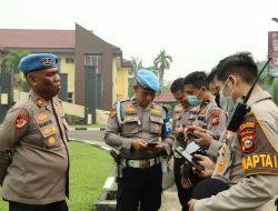 Cegah Judol dan Narkoba, Polres Kuansing Gelar Pemeriksaan HP dan Tes Urine Personel