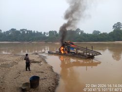 Respons Cepat 110, Satu Rakit PETI di Sikakak Dimusnahkan Polsek Cerenti